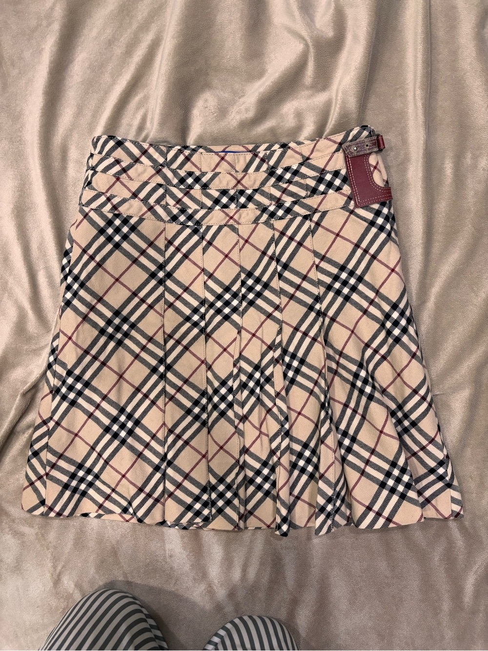 Burberry Beige Plaid Pleated Skirt with Black and Burgundy Accents